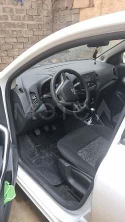 Lada XRAY, 2019 года, 122 лс, 88900 км