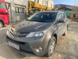 Автомобиль легковой TOYOTA RAV 4 2015 года выпуска