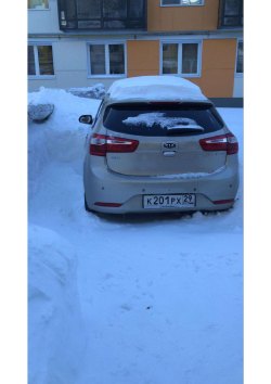 Автомобиль легковой KIA RIO, 2012 года выпуска, VIN Z94CB51BADR009572, цвет бежевый