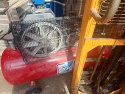 Оборудование и сопутствующие запчасти (компрессор FUBAG В6800В/270 СТ7,5, 850 л/мин, 270 л, 10 бар…