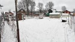 Доля в праве общей долевой собственности, размер доли 3/8 на нежилое здание, кадастровый номер…