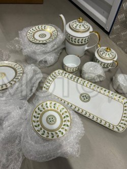Набор посуды "BERNARDAUD CONSTANCE".