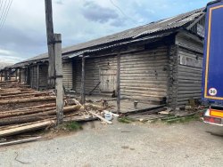 Здание нежилого назначения - здание склада - 691,8 кв. м, земельный участок - 1 713 +/- 4 кв. м…