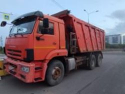 Грузовой самосвал КАМАЗ 6520-53, 2018 года выпуска, VIN XTC652005J1380589, цвет красный