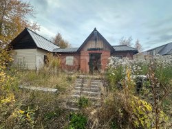 Здание 95,6 кв.м. и земельный участок 350 кв.м. в Нягани