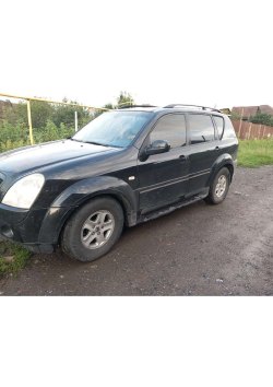 Автомобиль SsangYong Rexton RX270