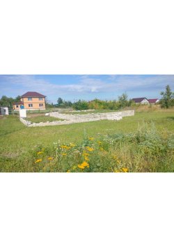 Право аренды на земельный участок, площадь: 1 000кв.м., адрес (местонахождение): Российская…