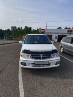 Ниссан Пресаж, 2000 г.в., цвет: белый