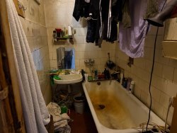 Доля 23/49 в праве собственности на квартиру