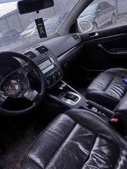 Транспортное средство: ФОЛЬКСВАГЕН ГОЛЬФ,
Идентификационный номер (VIN номер):
WVWZZZ1KZ8W331927…