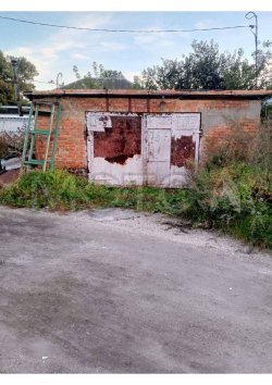 Гараж 38,7 кв.м. и земельный участок 39+/-2,2 кв.м. в Тульской обл.