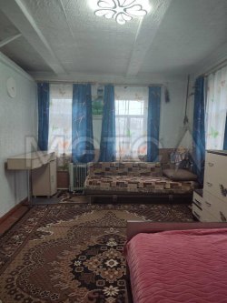 1/2 доля дома и 1/2 доля земельного участка в Калужской обл.