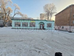 Помещение 204,2 кв.м. и земельный участок 833 кв.м. в Кемеровской обл. 