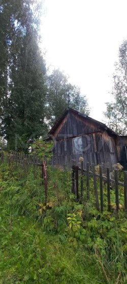 Земельный участок в Томской обл., 560 кв.м. 