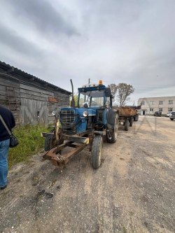 Трактор колесный МТЗ-80, 1990 года 