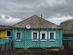 3/9 доли земельного участка и 3/9 доли дома в Белгородской области 