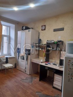 18/46 доли квартиры в Санкт-Петербурге 