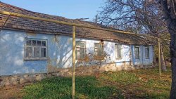 1/6 доля в праве на жилой дом, площадь 74,2 кв.м., назначение: жилое, количество этажей: 1, адрес…