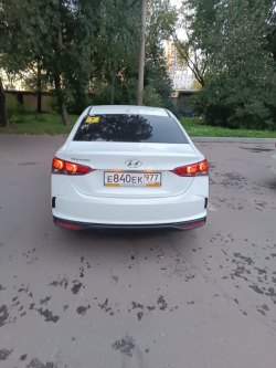 Легковой автомобиль