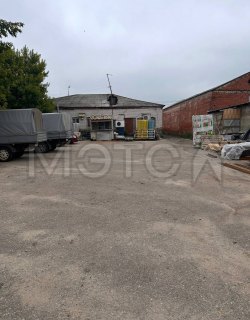 1/4 доля помещения и 1/4 доля земельного участка в Нижегородской обл. 