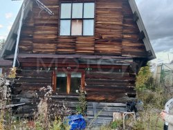 Дом 20 кв.м. и земельный участок 383 кв.м. в Свердловской обл. 