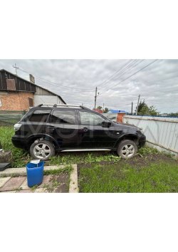 Mitsubishi Outlander 2.4, 2006 года, 160 лс, 250000 км, полный привод 