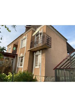 Жилой дом с участком земли в Орловской области. В залоге АКБ «Банк на Красных Воротах» АО