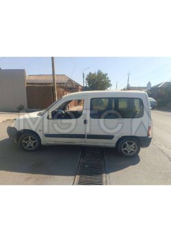 Peugeot Partner, 2011 года, 75 лс 