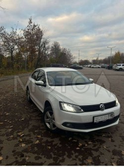 Volkswagen Jetta, 2014 года, 122 лс, 245000 км, АКПП 