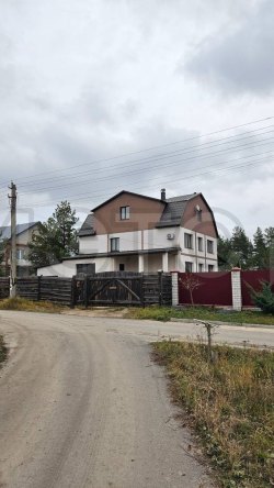 Дом 286,7 кв.м. и земельный участок 2033 +/- 20 кв.м. в Воронежской обл. 