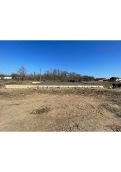 Земельный участок, общей площадью 1 298 м2, расположенный по адресу: Краснодарский край, пгт…