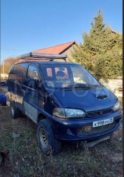 Mitsubishi Delica, 1991 года, 125 лс, полный привод 