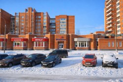 Одноэтажное здание с подвалом - 1 315,70 кв. м, земельный участок - 1 911,00 кв. м, адрес:…