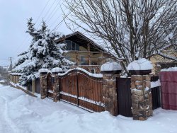 Дом 333,7 кв.м, постройка 73,9 кв.м. и право аренды земельного участка 703 кв.м. в Смоленской обл. 