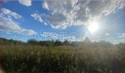 Земельный участок в Оренбургской обл., 987,1 кв.м. 