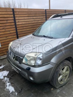 Nissan X-Trail, 2004 года. 165 лс, 250 000 км, 