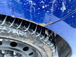 Легковой автомобиль