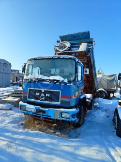 Грузовой-самосвал MAN 26.292, 1990 года 