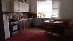 1/9 доля квартиры и 1/9 доля земельного участка в Хакасии 