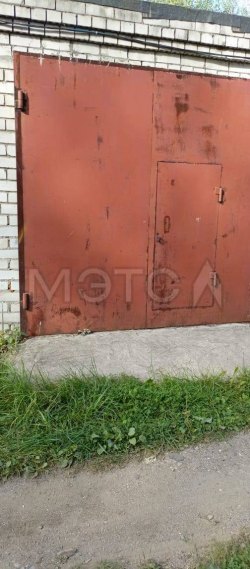 Гараж 21 кв.м. и 51/2163 доля земельного участка в Ярославле 