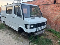 Автомобиль - Мерседес 210, Грузовой фургон. 1994 г.в. VIN: WDB6010661P346095. Цвет: белый. Лот №1…