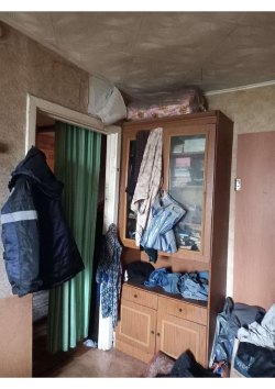 Земельный участок с жилым домой по адресу: Кемеровская область, Новокузнецкий район, п. Металлургов