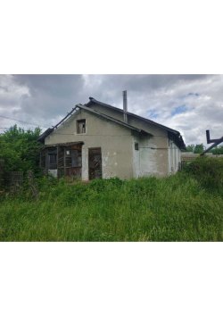 1/4 доля в праве на жилое помещение,
площадь: 30,4 кв.м., адрес
(местонахождение): Самарская…