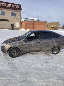 Lada Granta, 2017 года, 87 лс, 300000 км 