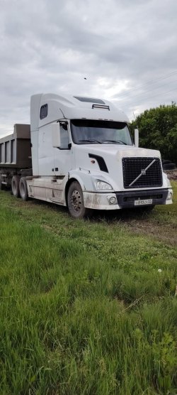 лот №1 – «Транспортное средство: Автомобиль марки VOLVO модель VNL670. Год выпуска: 2008. VIN-номер…