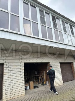 Помещение 51,9 кв.м. и 615/9010 доли земельного участка в Краснодарском крае 