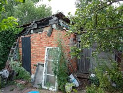 Земельный участок и нежилое здание