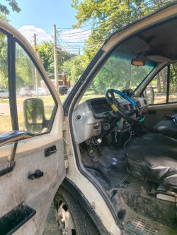 Грузовой бортовой автомобиль ГАЗ 3302, 2002 г.в., VIN: XTH33020021866446, кузов № 33020020172477…