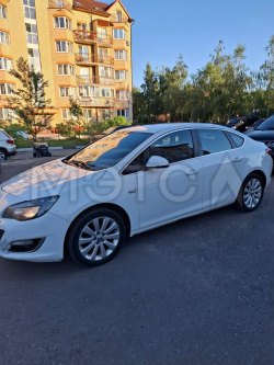Opel Astra, 2015 года, 116 лс, 165000 км, АКПП 