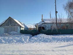 1/6 доля в квартире и 1/6 доля земельного участка в Оренбургской области 